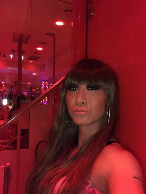 Trans affamé de rencontre chaude